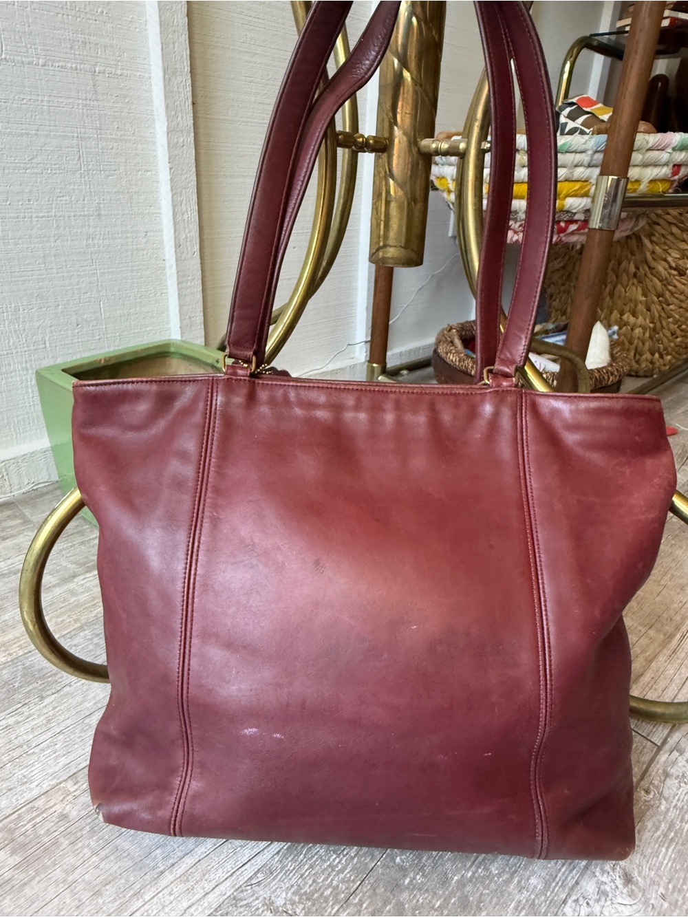 VTG Coach Light Tote | No. 4065 | Very Well  Loved | Wine | Late 80s - Early 90s - Picture 5 of 16